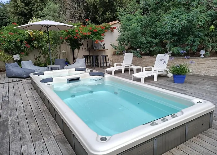 Holiday home Pomme De Pin Et Mimosa Grand-Village-Plage